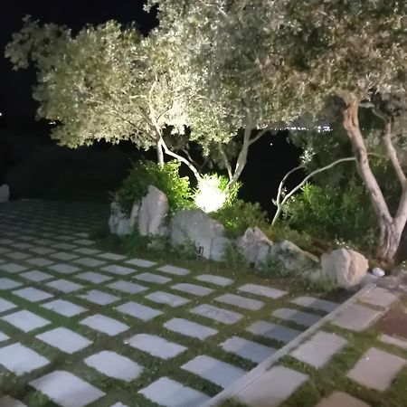 Li Petri Manni Bed & Breakfast Olbia Exterior photo